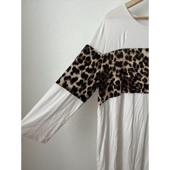 Chic Soul white animal print stripe 3/4 slv flowy pullover top sz 3XL - Picture 3 of 5